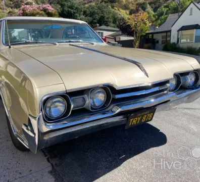 OLDSMOBILE CUTLASS SUPREME 1967 - Glendale, CA, USA - $ 17,700 
