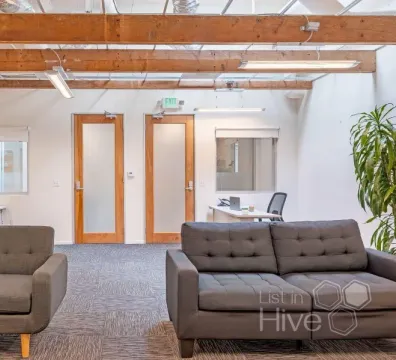 1JfjWJjyHdmhcedIg0DuKU