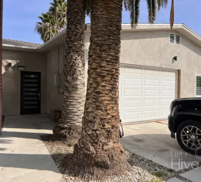 House for Rent - North Hollywood, Los Angeles, CA, USA - $ 4,250