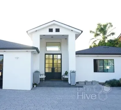 Gorgeous Event Venue for Weddings l Events l Gatherings - Granada Hills, Los Angeles, CA, USA - $ undefined