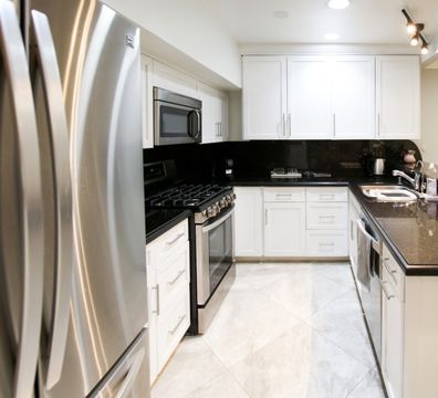 3xVzUBXsCdOOo5Fw1bhWJC