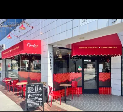 Coffee and cake Shop - Belmont Shore, Long Beach, CA 90803, USA - $ 100,000