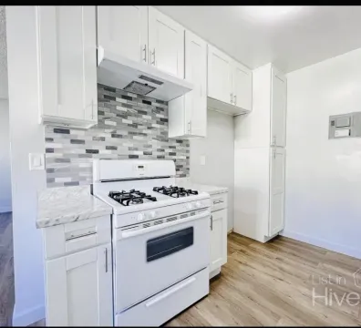 5BI9cLFtuoFqZB7dkRfIUr