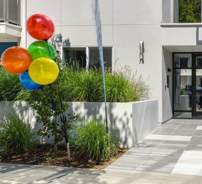 Apartment for Rent - 1440 Gordon St, Los Angeles, CA 90028, USA - $ 2,832