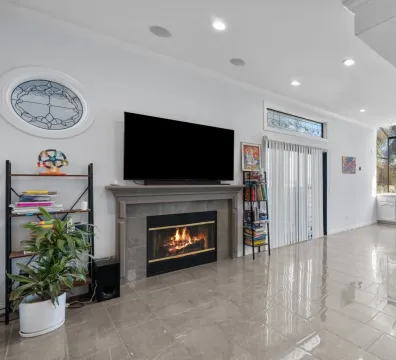 63ANO3BuuUivmy1KrYbNcM