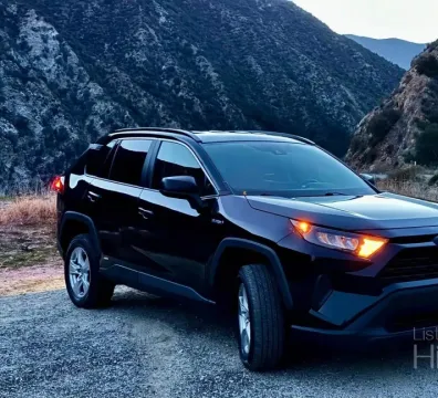 Toyota Rav4 Hybrid - Sunland, Los Angeles, CA 91040, USA - $ 25,000